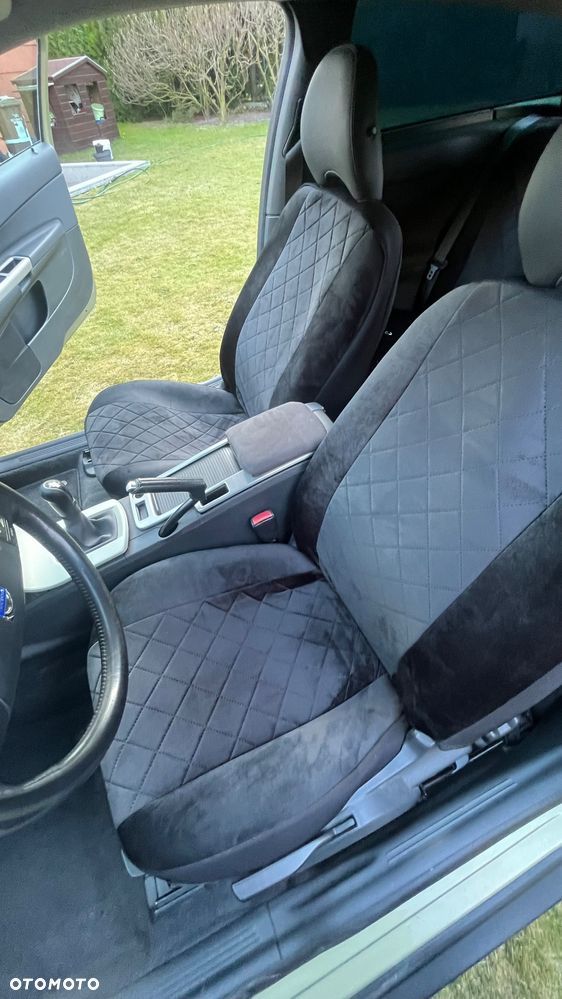 Volvo C30 2.0D Momentum - 14