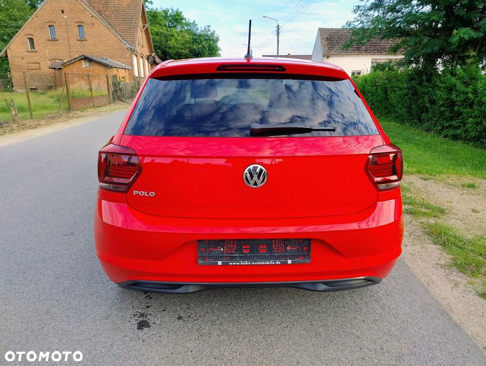 Volkswagen Polo 1.6 TDI SCR Highline - 24