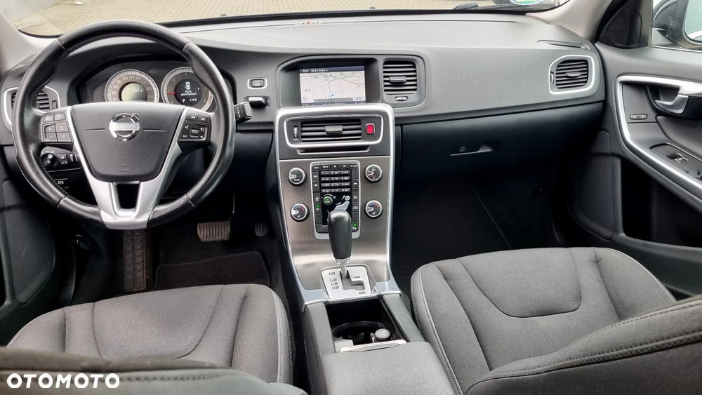 Volvo S60 D3 Geartronic Momentum - 13