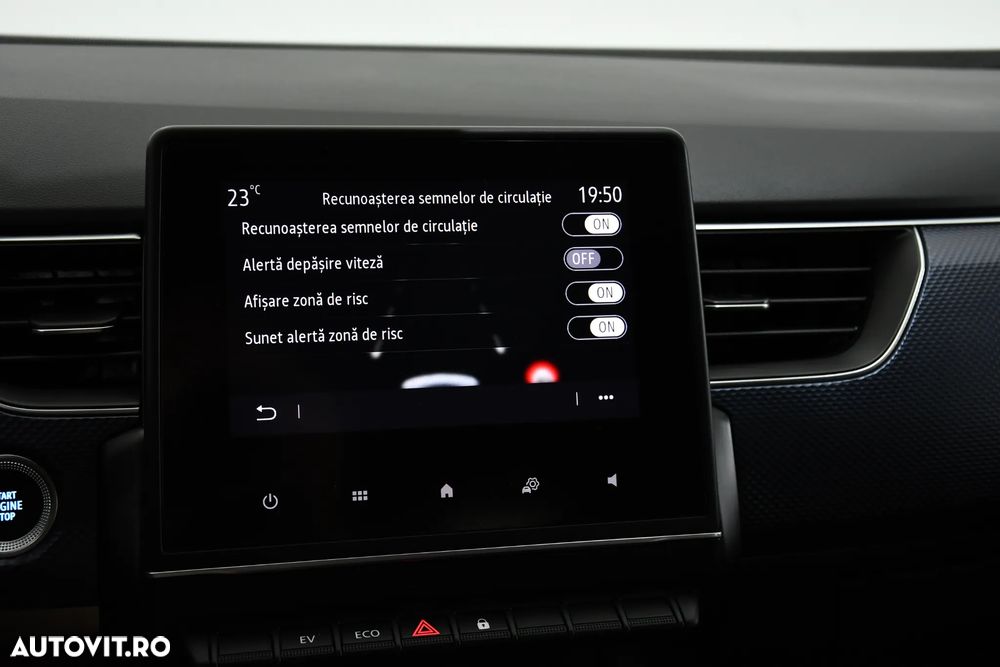 Renault Arkana E-TECH 145 Evolution - 18