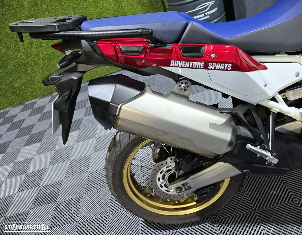 Honda Africa Twin CRF 1000 DCT Adventure Sports 30th Anniversary - 22