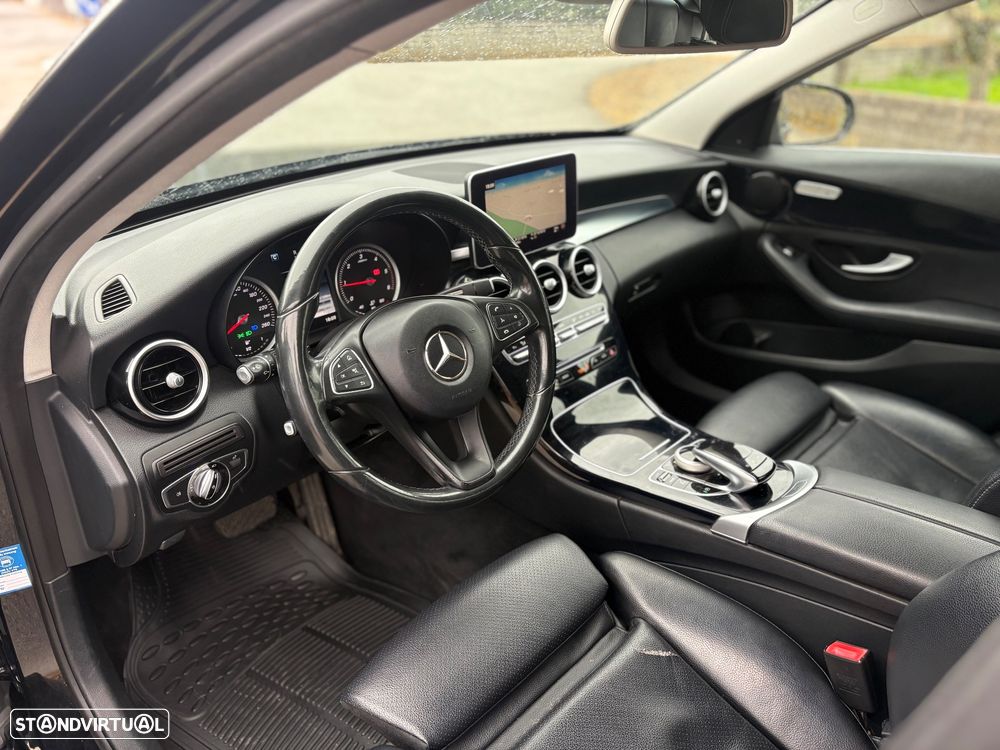 Mercedes-Benz C 200 - 6