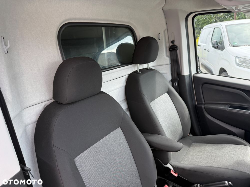 Fiat Doblo/1.6 Diesel/L2/klima/El.szyby/Duże radio/Zabudowa SORTIMO/Import Niemcy/1 właściciel - 13