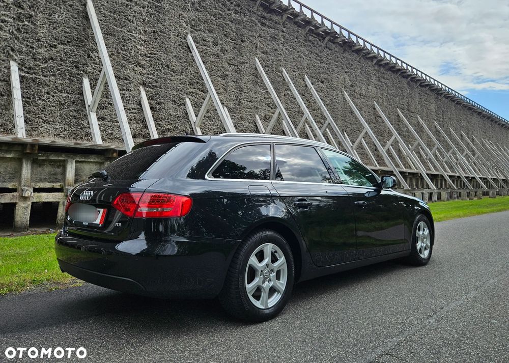 Audi A4 Avant 2.0 TDI - 5