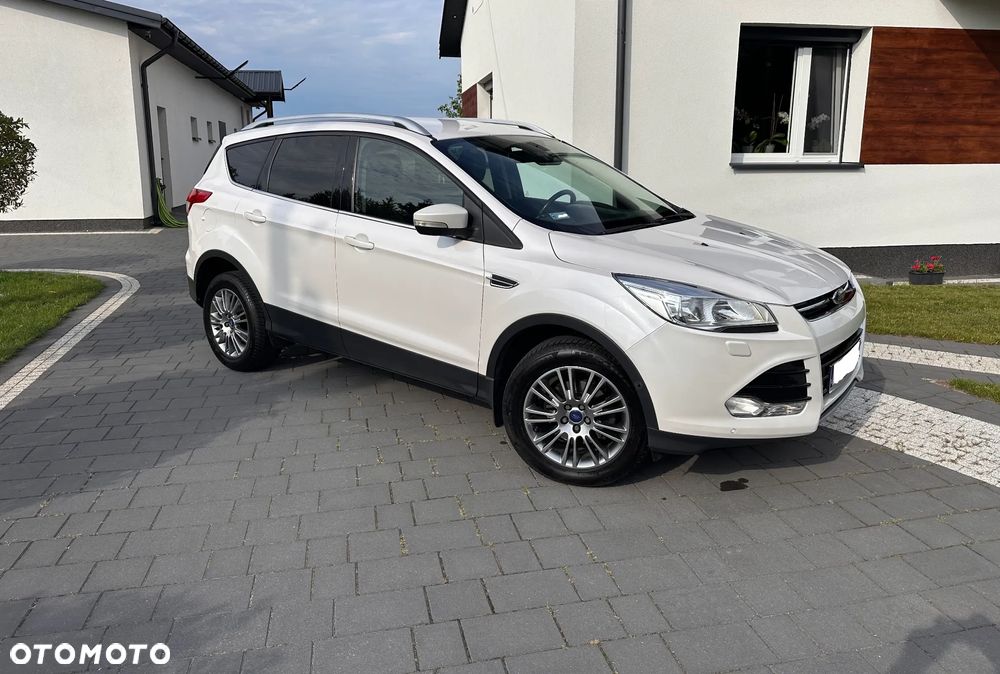 Ford Kuga 1.6 EcoBoost 2x4 Individual - 4