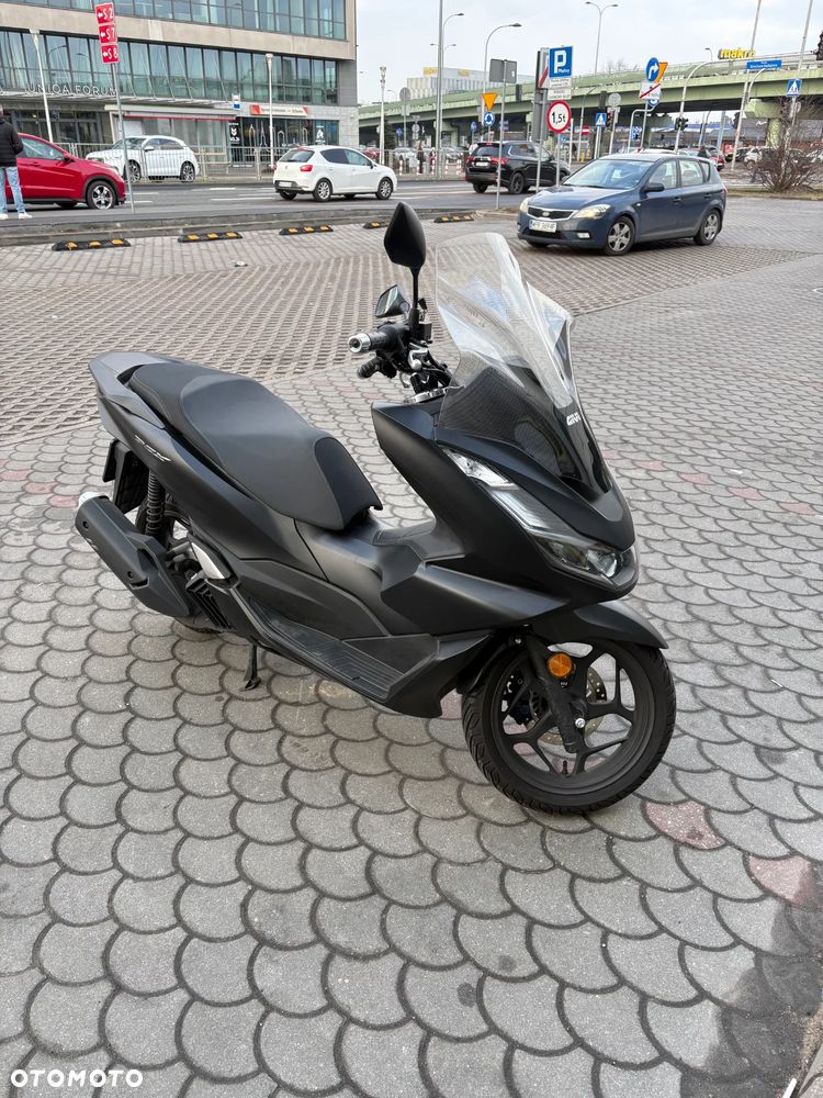 Honda PCX - 1