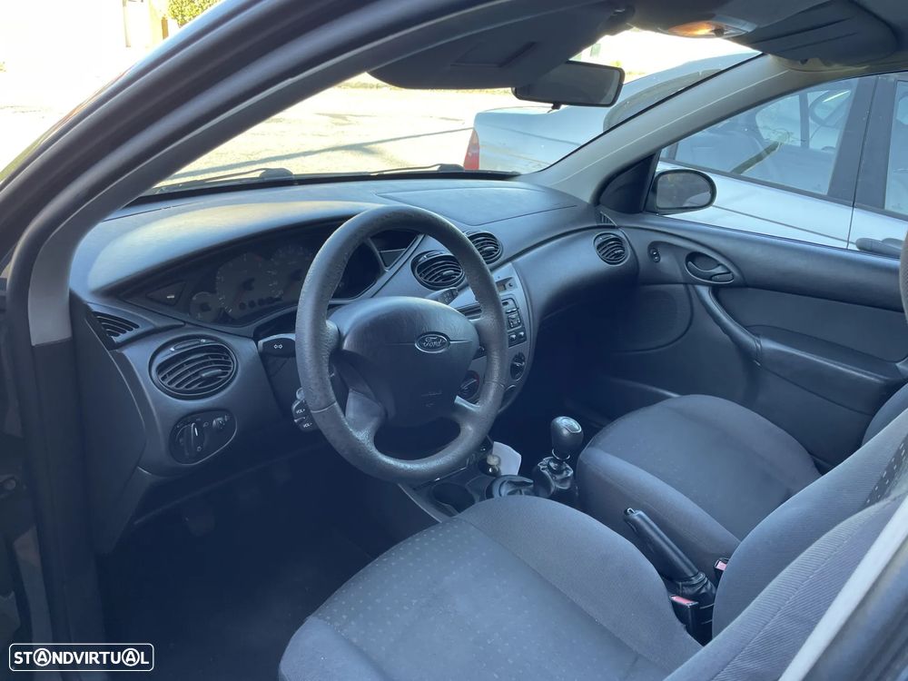 Ford Focus 1.8 TDdi Comfort - 5