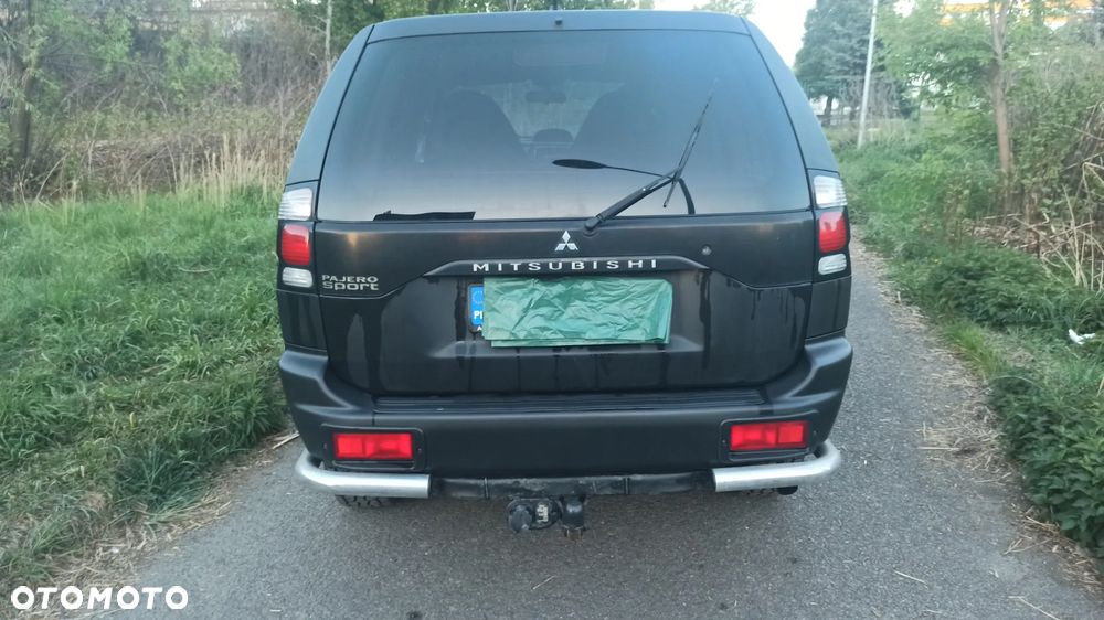 Mitsubishi Pajero Sport - 6