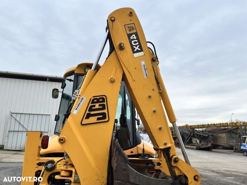 JCB 4CX - 24