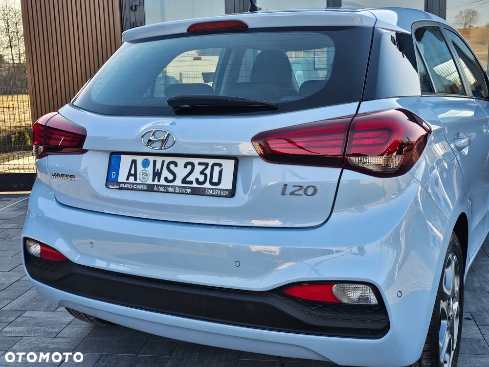 Hyundai i20 blue 1.2 Trend - 28