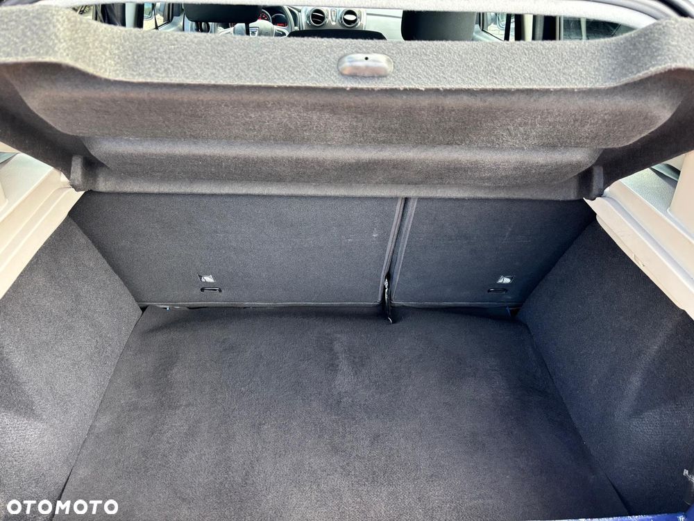 Dacia Sandero SCe 75 Comfort - 28