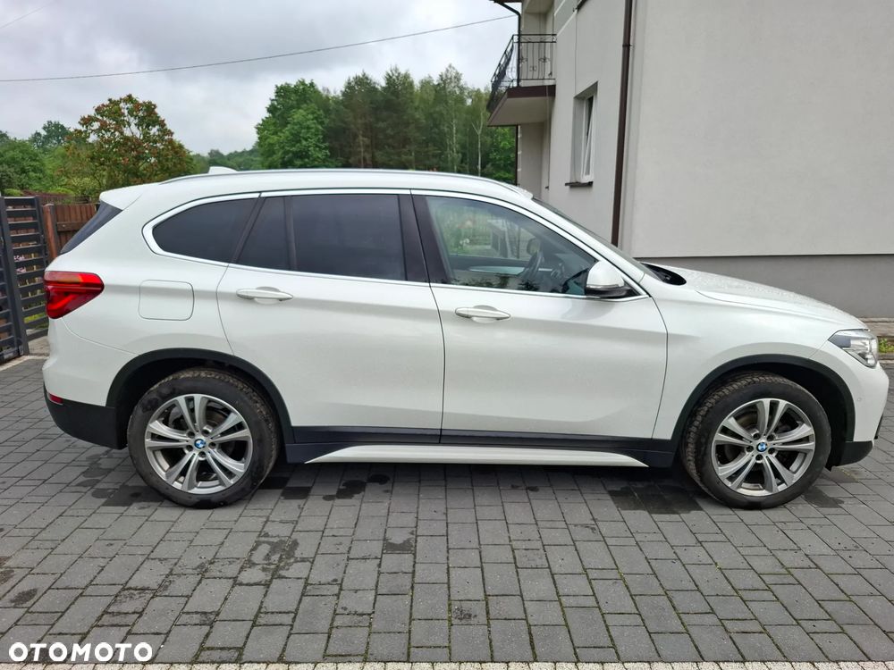 BMW X1 sDrive18d Sport Line - 8