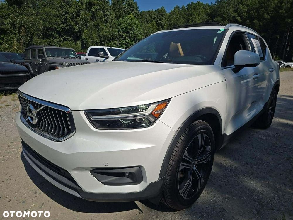 Volvo XC 40 T5 AWD Inscription - 1