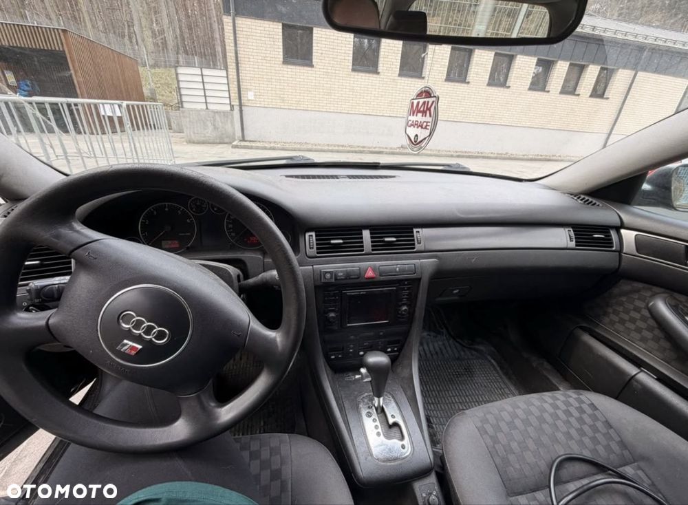 Audi A6 Avant - 2