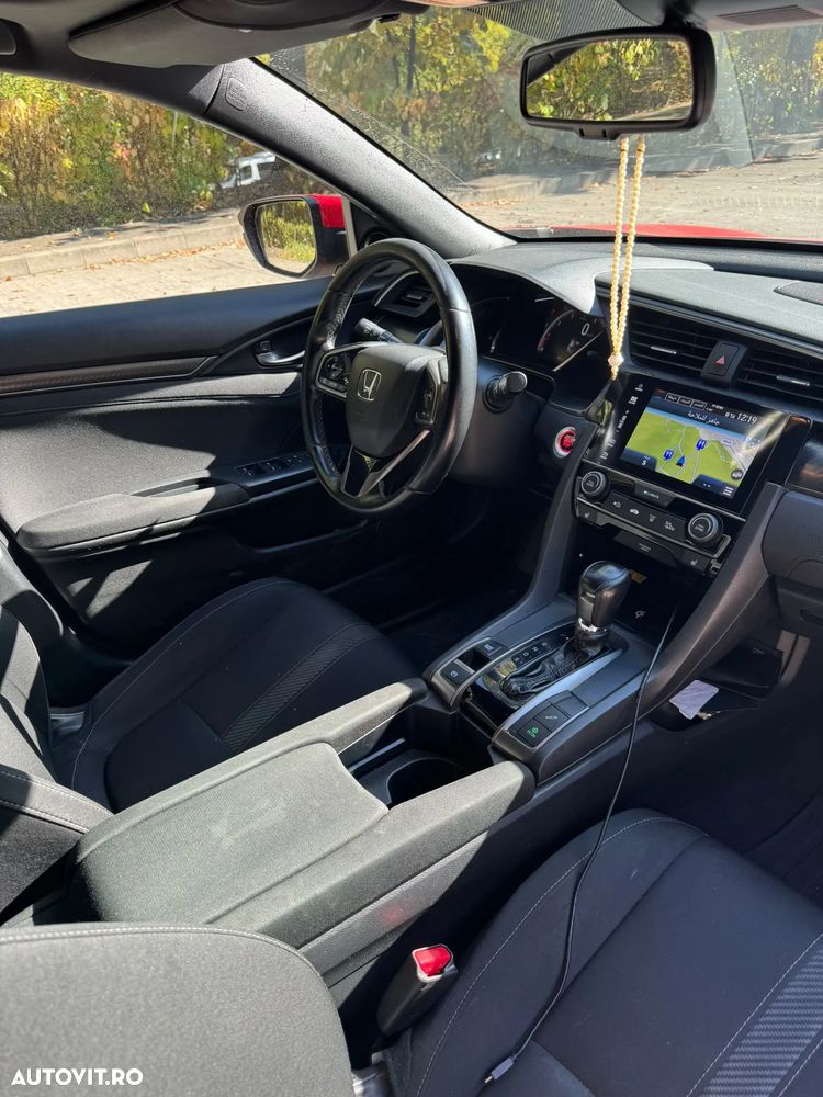 Honda Civic 1.5 VTEC Turbo CVT Sport Plus - 9