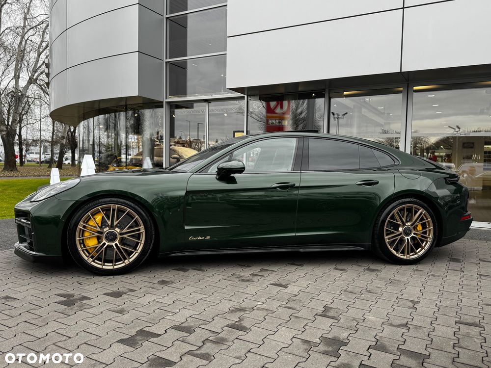 Porsche Panamera Turbo S E-Hybrid PHEV - 11