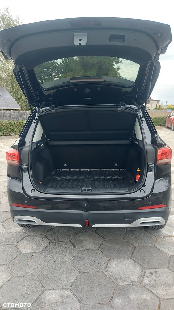 MG ZS Hybrid+ - 6