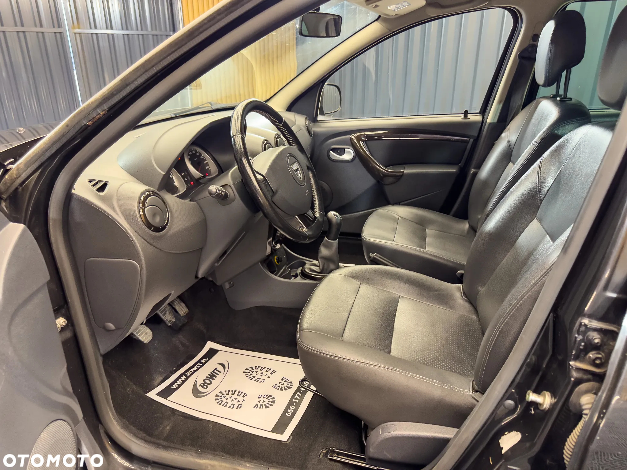 Dacia Duster 1.5 dCi Laureate - 23
