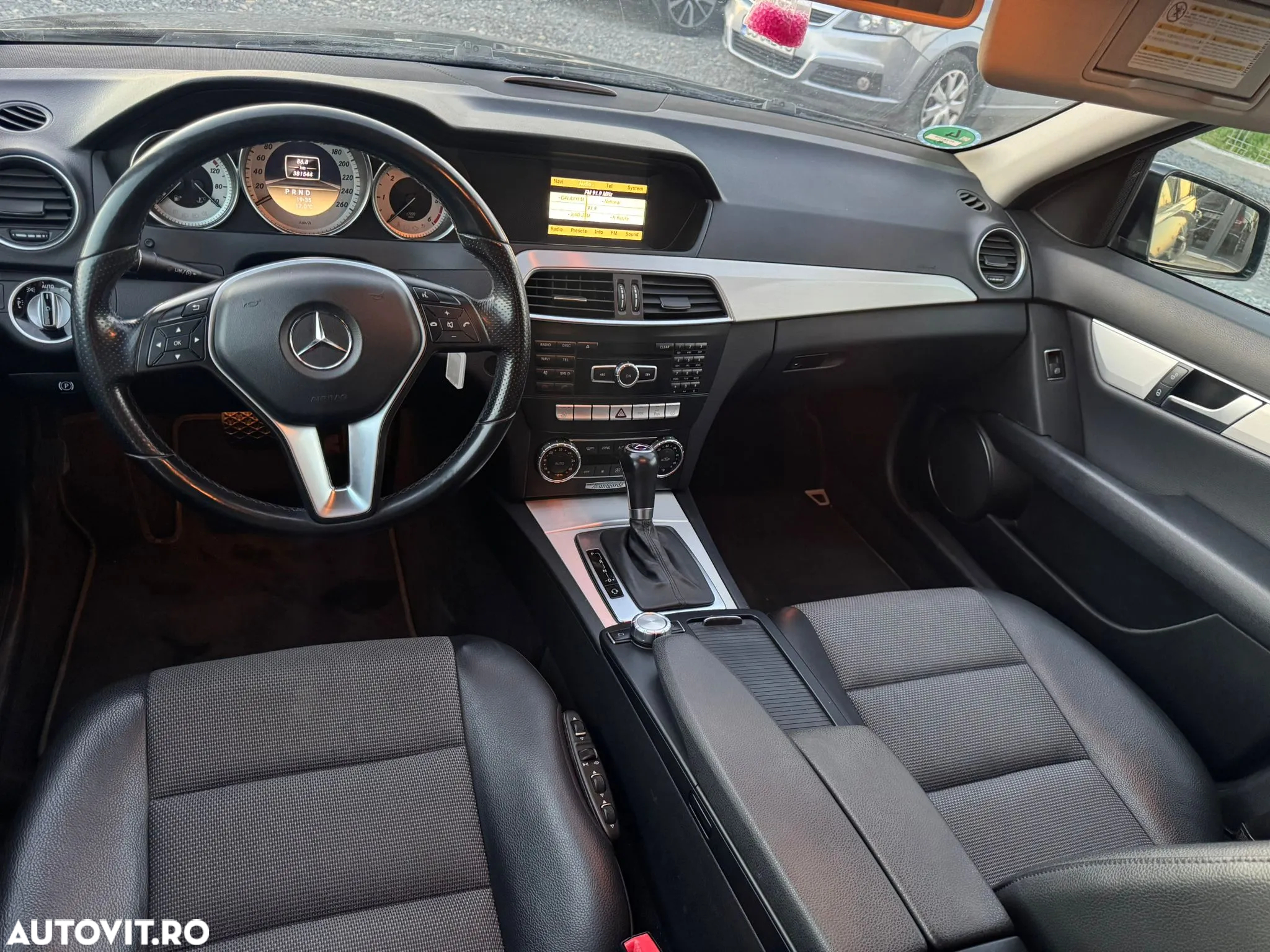 Mercedes-Benz C - 7