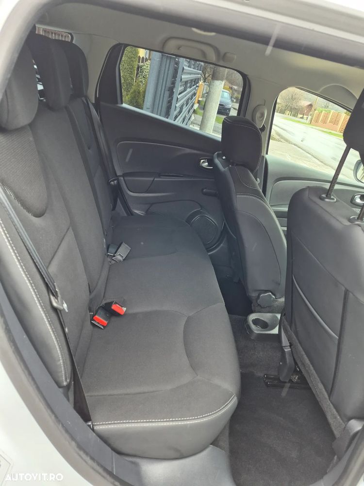 Renault Clio TCe 90 INTENS - 11