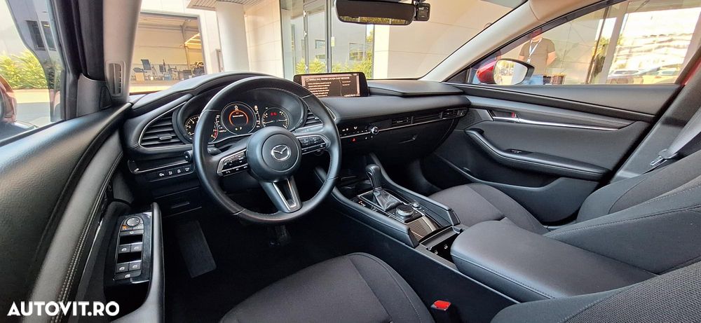 Mazda 3 e-Skyactiv G150 AT MHEV Exclusive-Line - 11