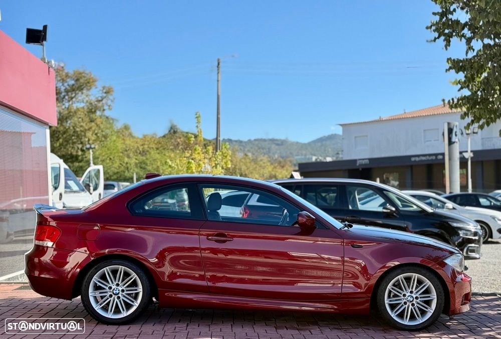 BMW 118 d Coupe Limited Edition Lifestyle c/ M Sport Pack - 13