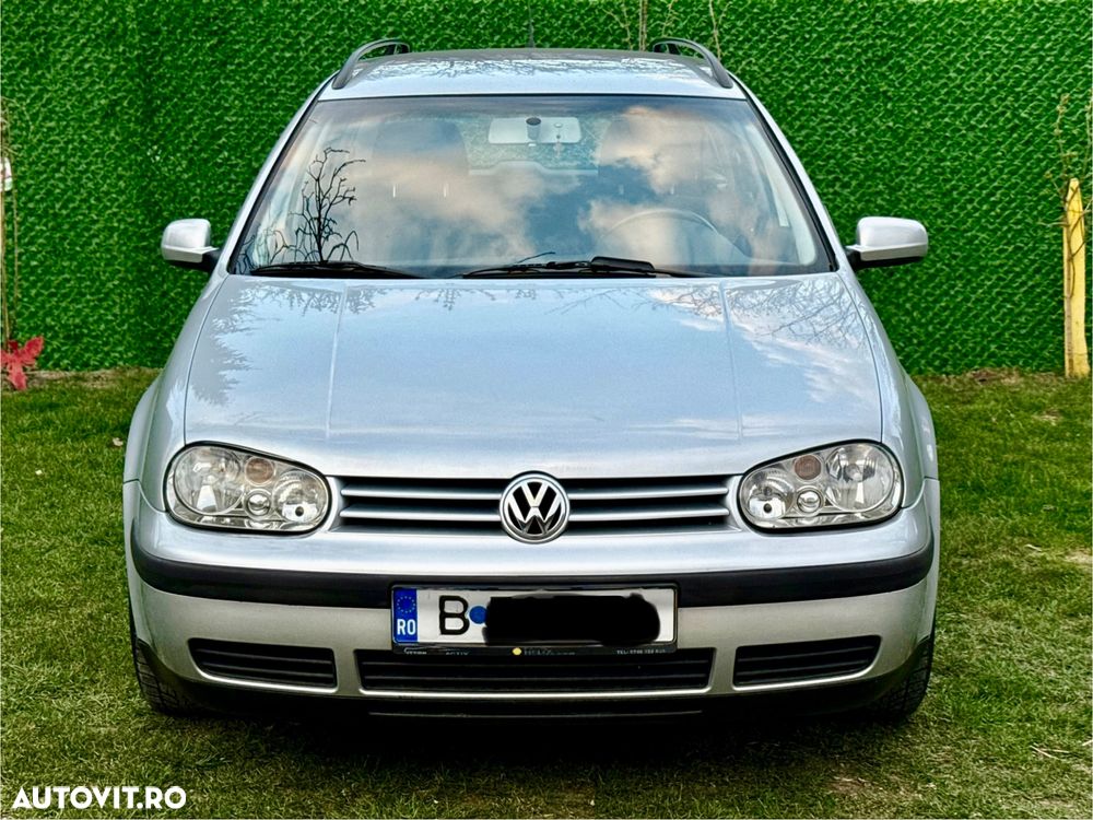 Volkswagen Golf 1.6 Comfortline - 35