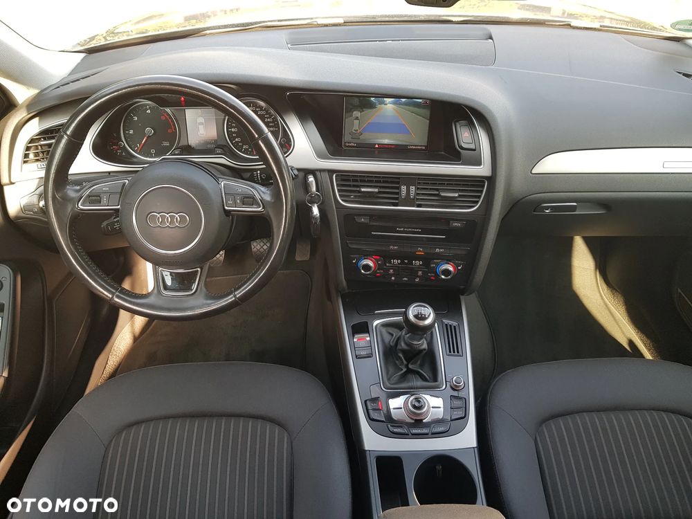 Audi A4 Avant 2.0 TDI DPF quattro Attraction - 26