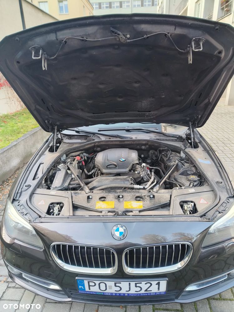 BMW Seria 5 520d xDrive Luxury Line - 12