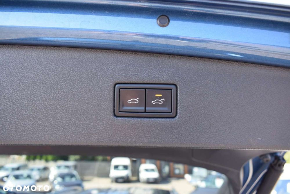 Volkswagen Tiguan - 15