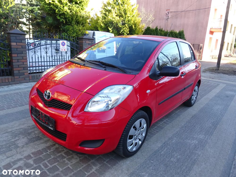 Toyota Yaris 1.0 Luna EU5 - 3