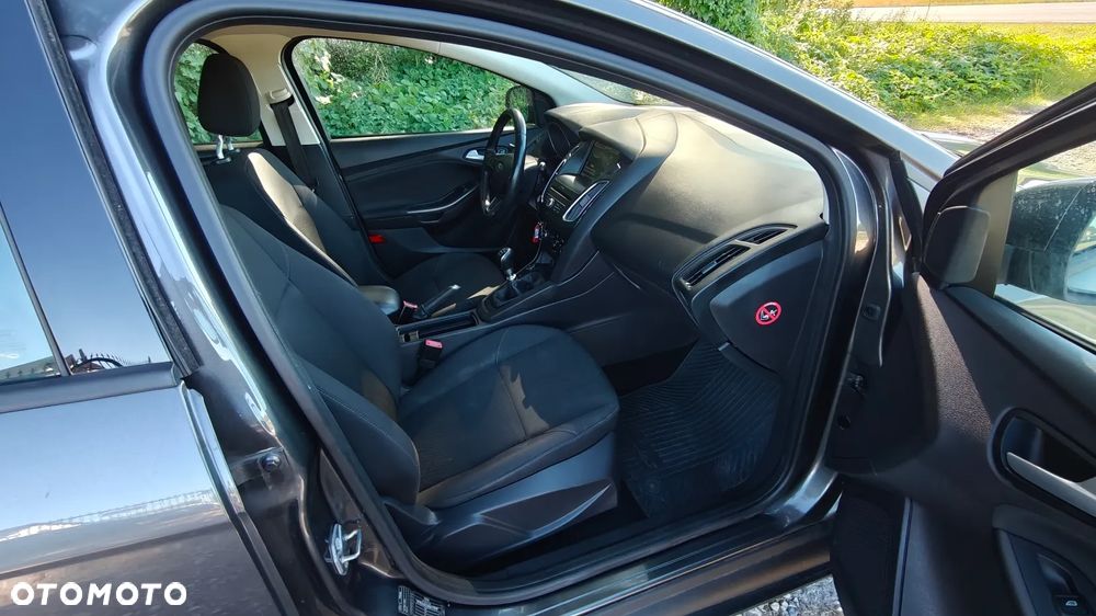 Ford Focus 1.5 TDCi SYNC Edition - 10