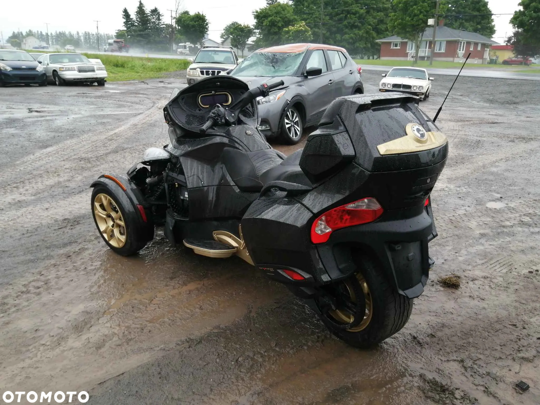 Can-Am Spyder - 4