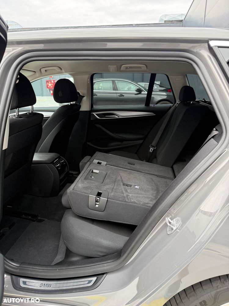 BMW Seria 5 520d AT MHEV - 10