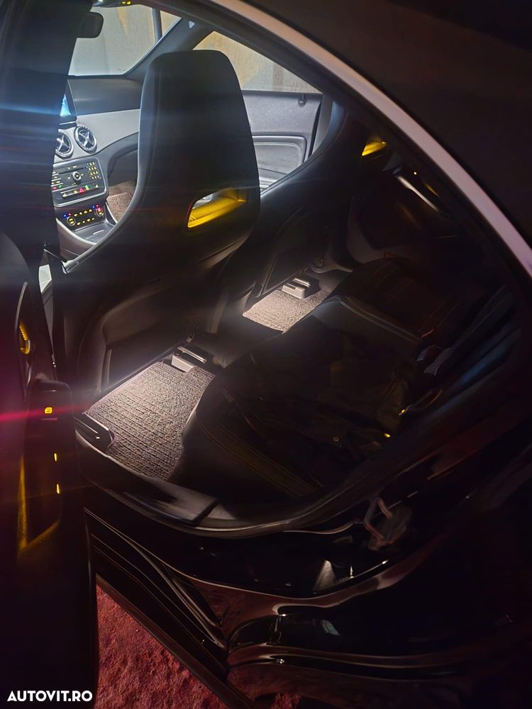 Mercedes-Benz CLA 220 - 6