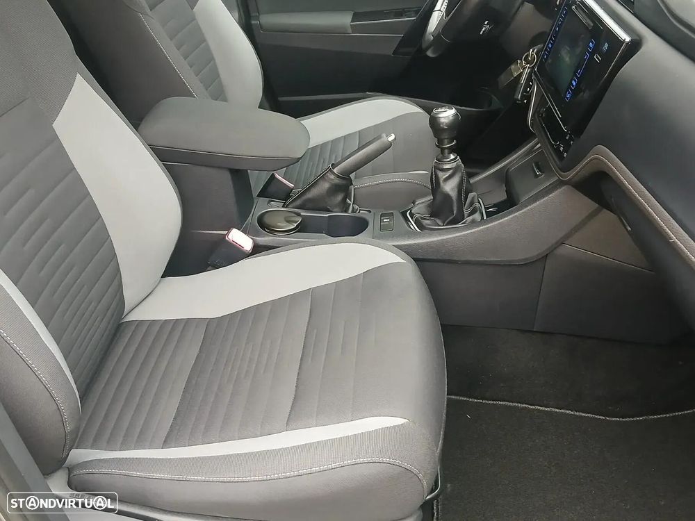 Toyota Auris Touring Sports 1.4 D-4D Exclusive+Navi - 15