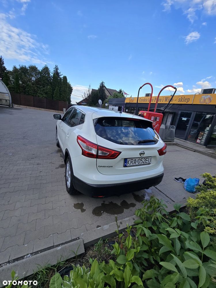 Nissan Qashqai 1.2 DIG-T 360 - 5