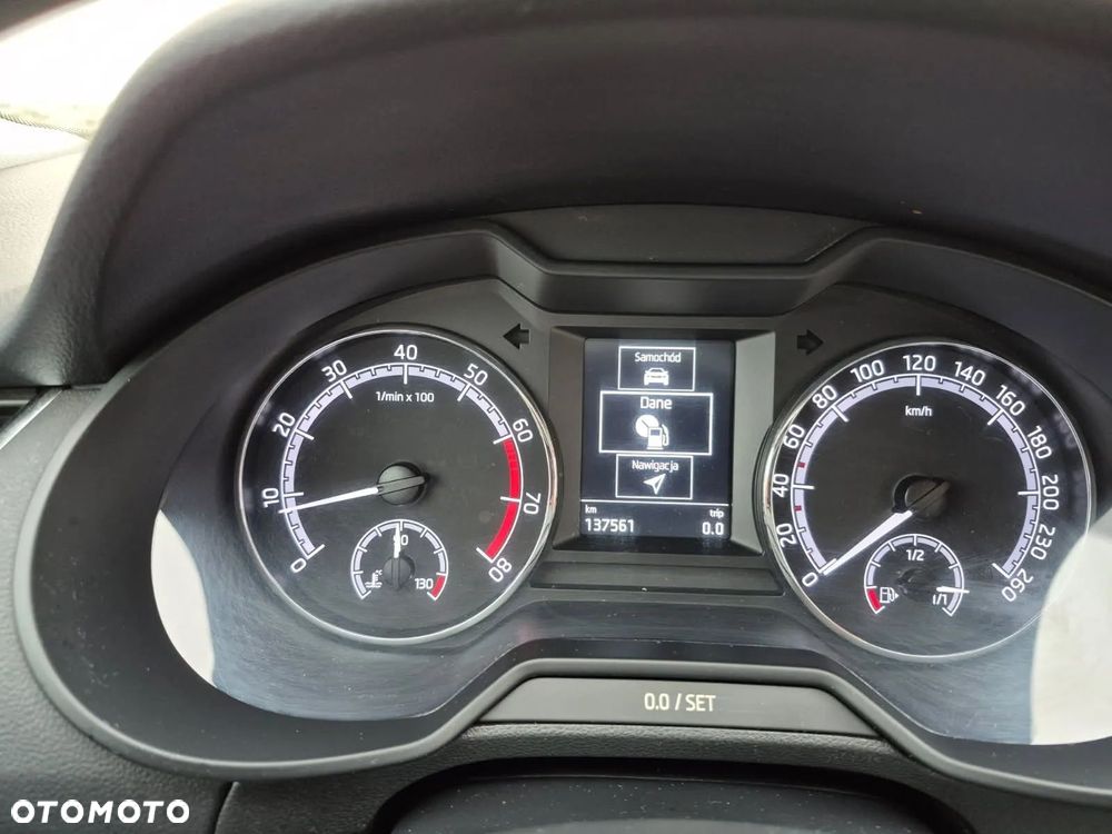 Skoda Octavia 1.4 TSI Ambition DSG - 8