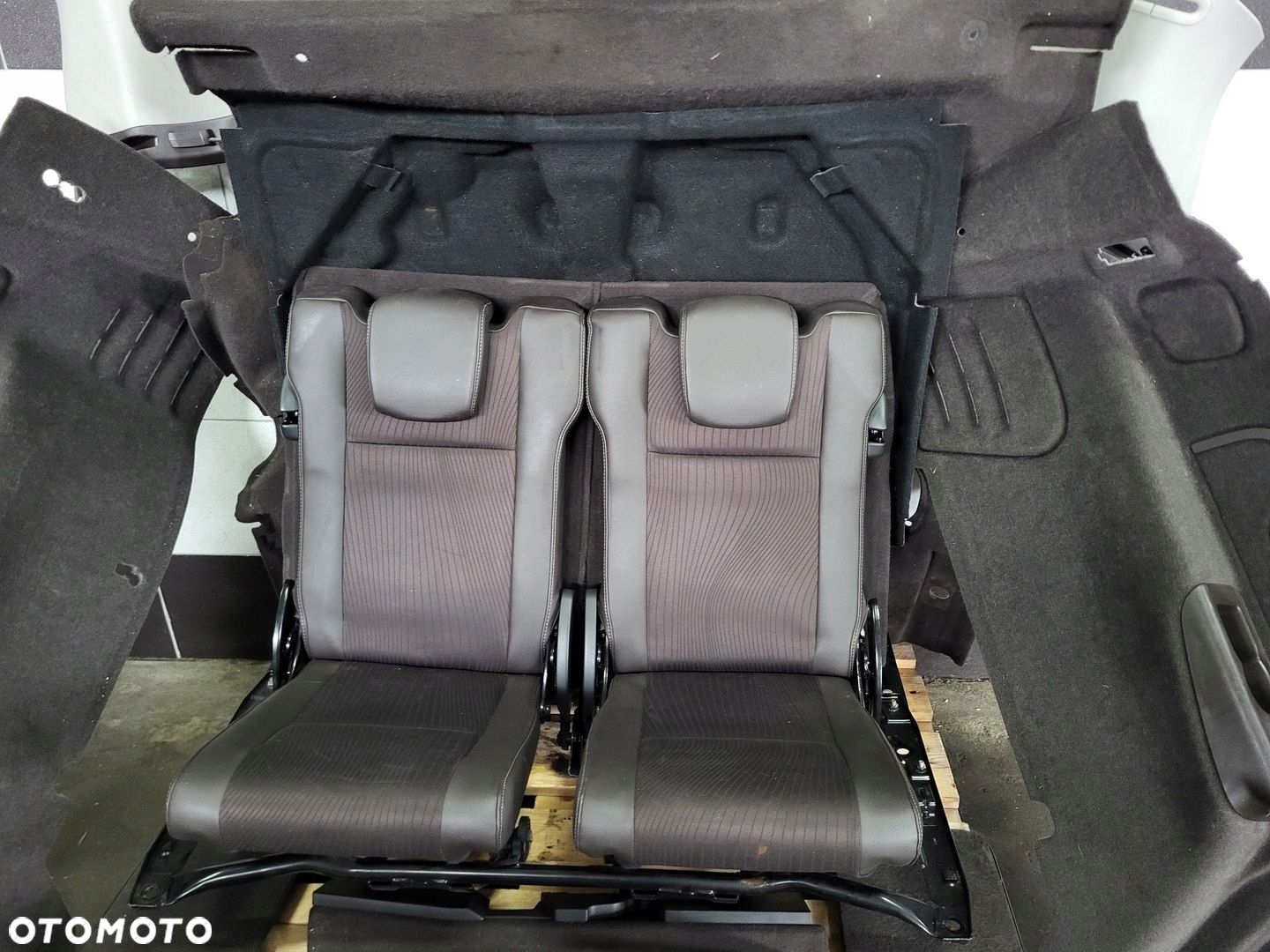 fotel fotele iii rzędu boczki tapicerka pasy komplet RENAULT SCENIC III GRA - 13