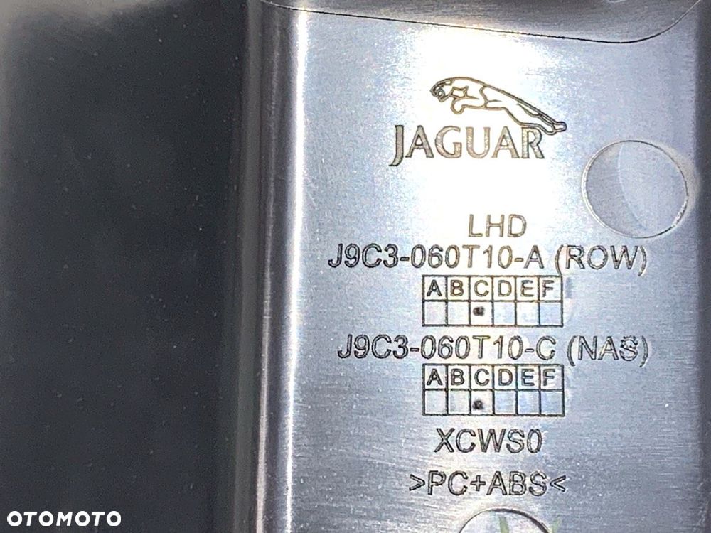 SCHOWEK PASAŻERA  JAGUAR E-PACE (X540) 2017 - 2022 2.0 D180 AWD 132 kW [179 KM] olej napędowy 2017 - 8