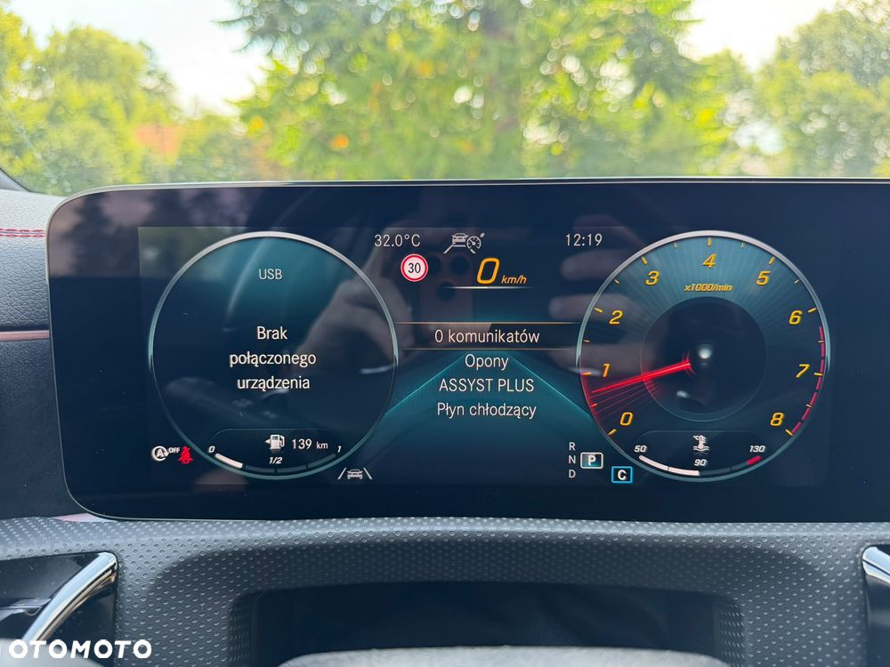 Mercedes-Benz CLA 250 4Matic 8G-DCT AMG Line Advanced Plus - 19