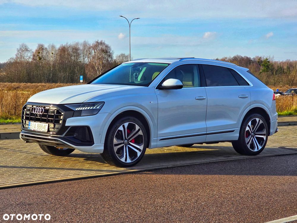 Audi Q8 SUV TFSI quattro 250 kW tiptronic S line business - 1