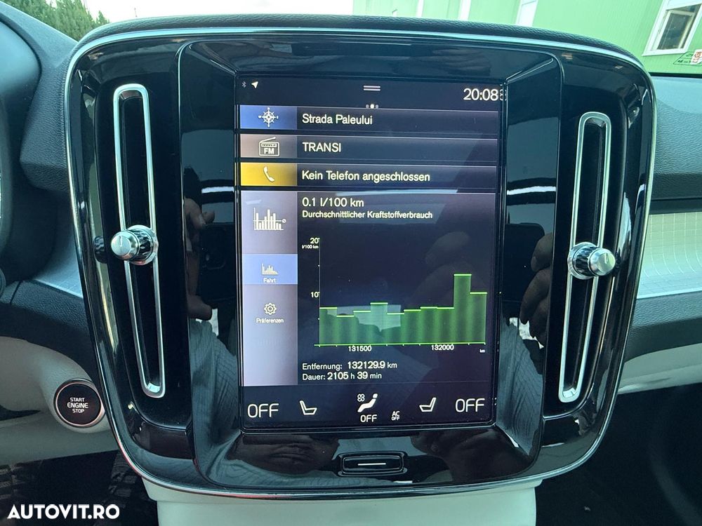 Volvo XC 40 D4 AWD Geartronic Momentum Pro - 17