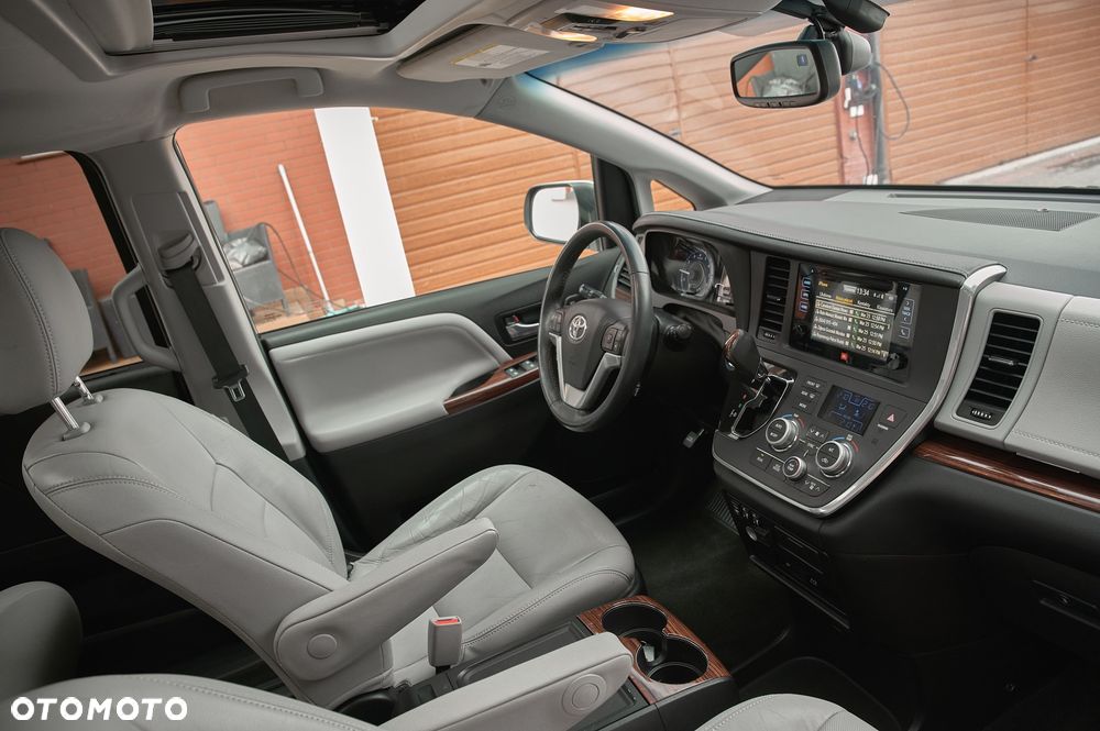 Toyota Sienna 3.5 V6 Limited AWD - 32