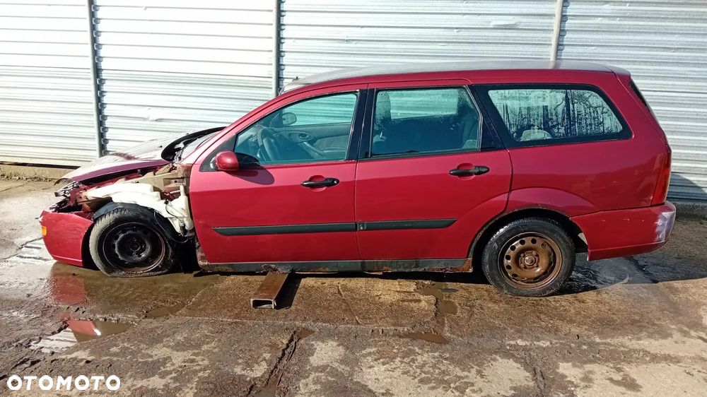 TYLKO CZĘŚCI Ford Focus MK1 1.8TDDI 90KM 66KW C9DA 98r-01r kombi lakier: P8 - 5