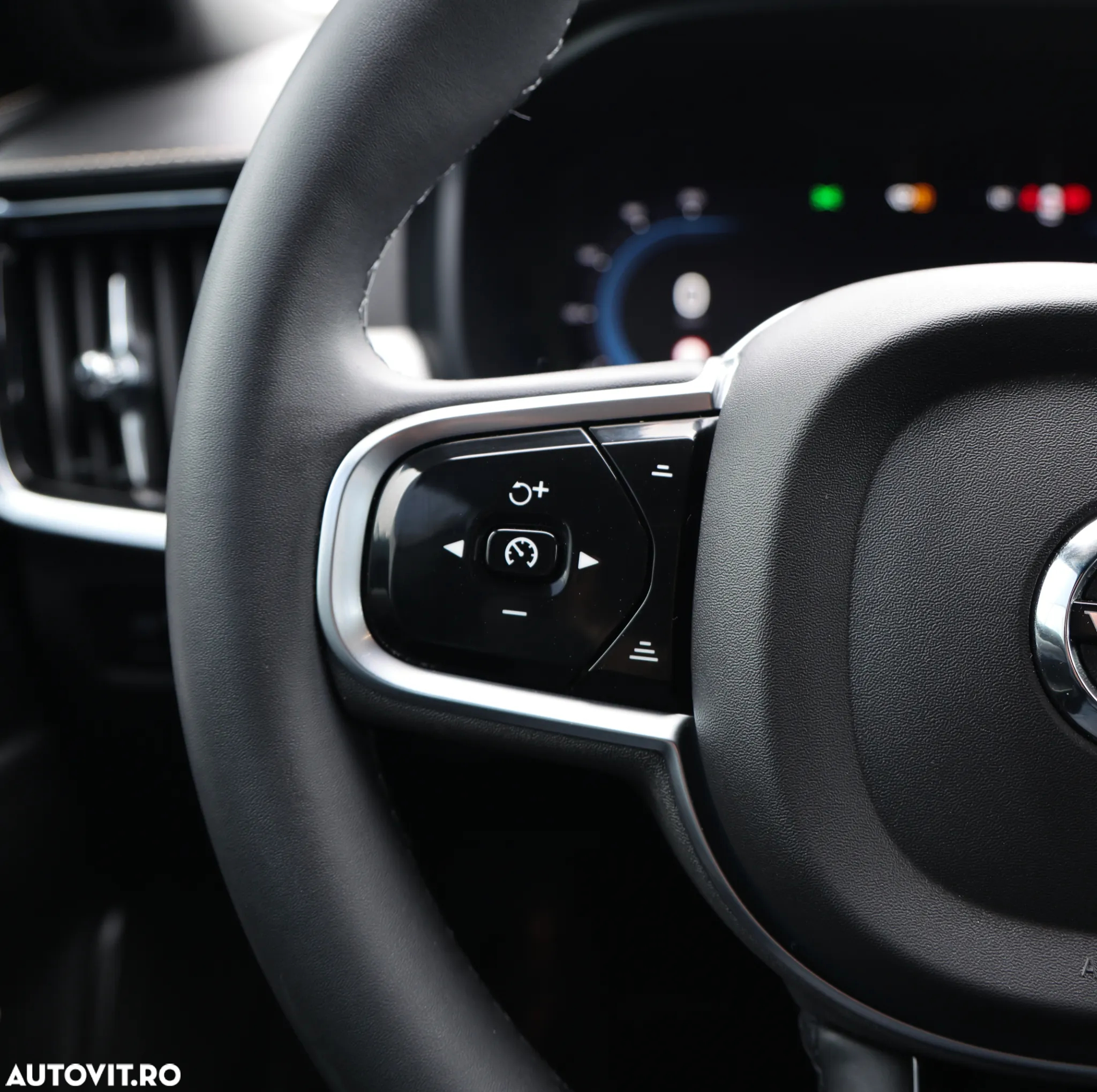 Volvo S90 T8 Twin Engine AWD Geartronic R Design - 15