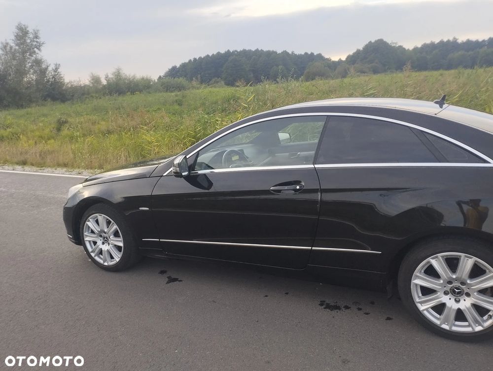 Mercedes-Benz Klasa E 200 BlueEFFICIENCY 7G-TRONIC Avantgarde - 8