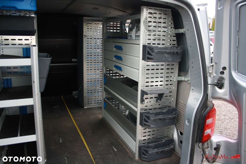 Volkswagen Transporter - 15