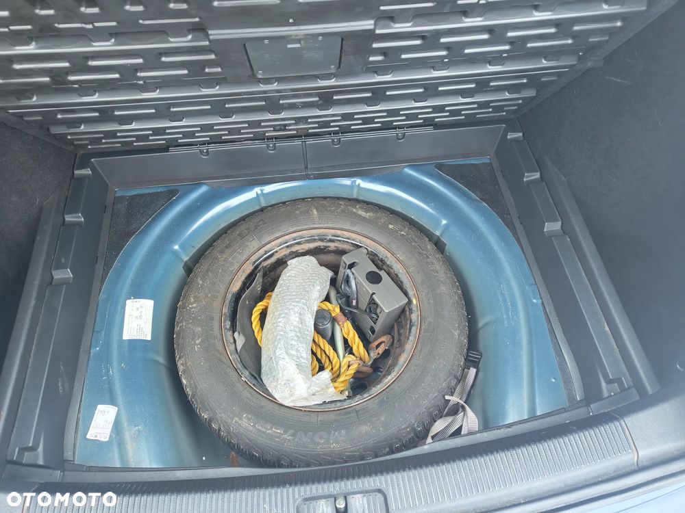 Volkswagen Golf 1.6 TDI Comfortline - 10