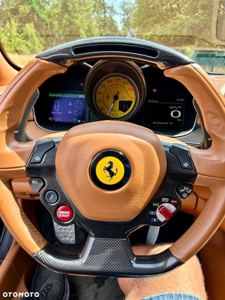 Ferrari FF - 1